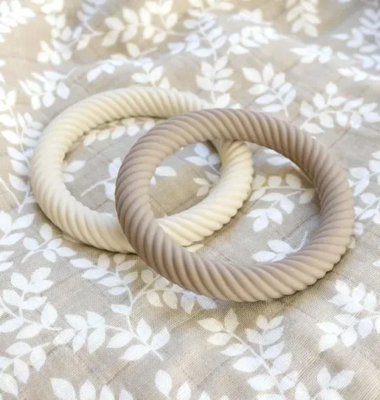 A little lovely company Δαχτύλιος οδοντοφυίας Classic Mushroom Cream Σετ 2 τμχ